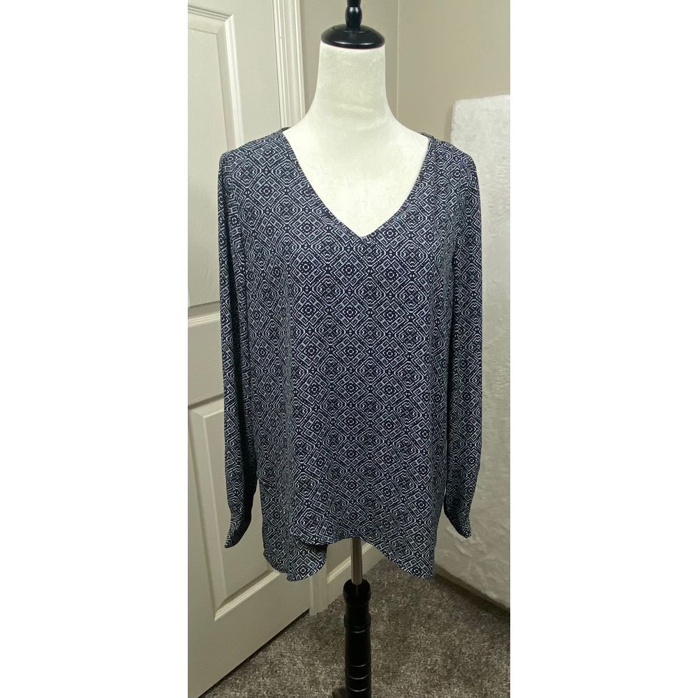 NWT Chelsea & Theodore Geometric Print V-Neck‎ Long Sleeve Tunic Office Medium